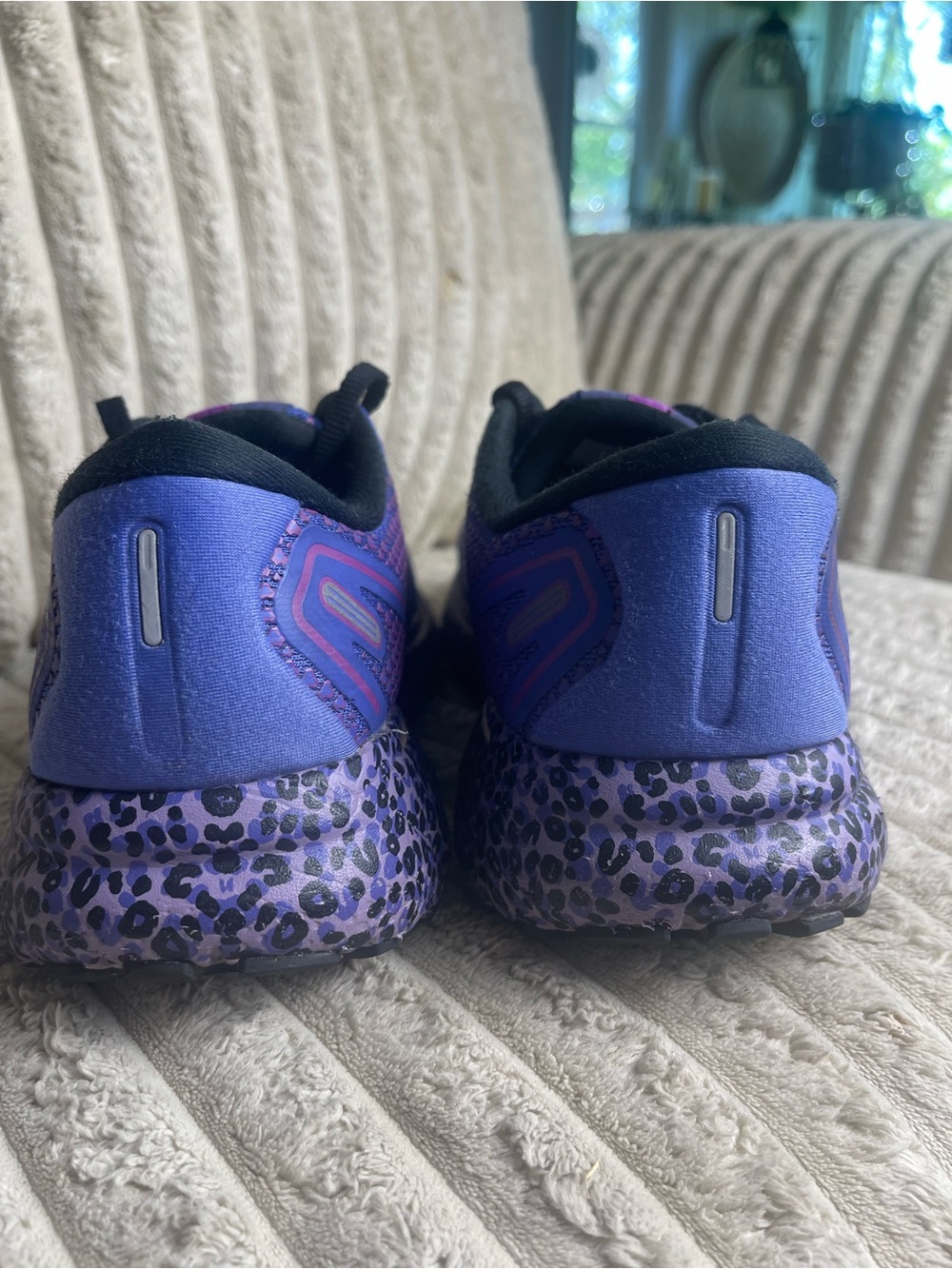 Brooks Ghost 14 Women's Size 9 Purple Cheetah Leopard Athletic Shoes - Picture 2 of 9